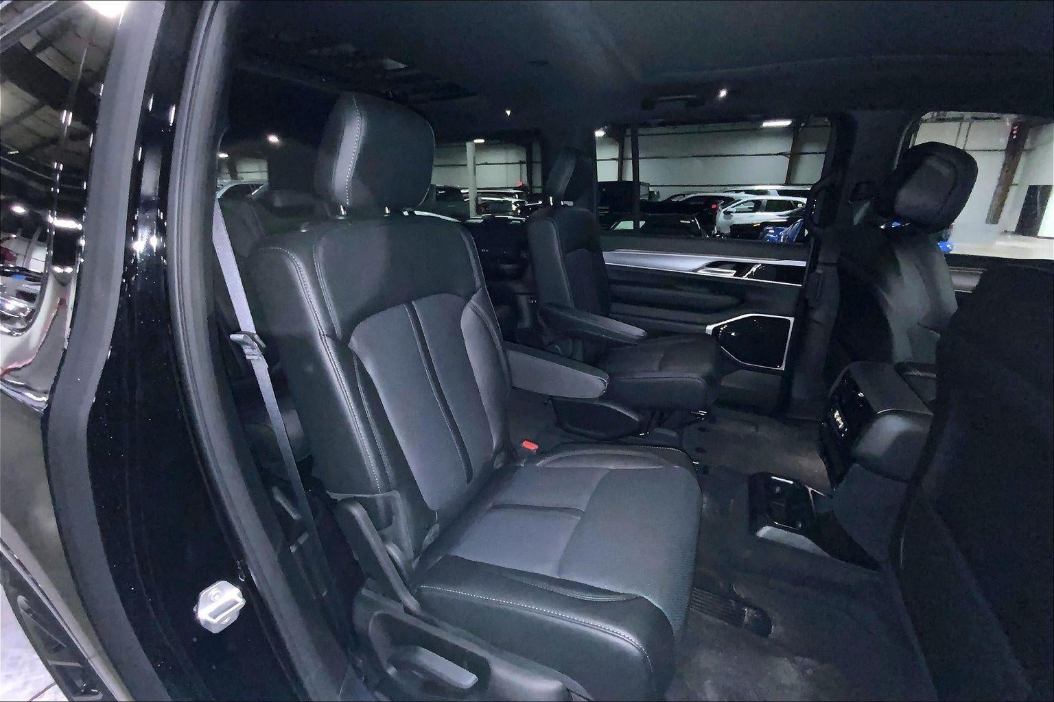 2025 Jeep Wagoneer WAGONEER L SUPER 4X4