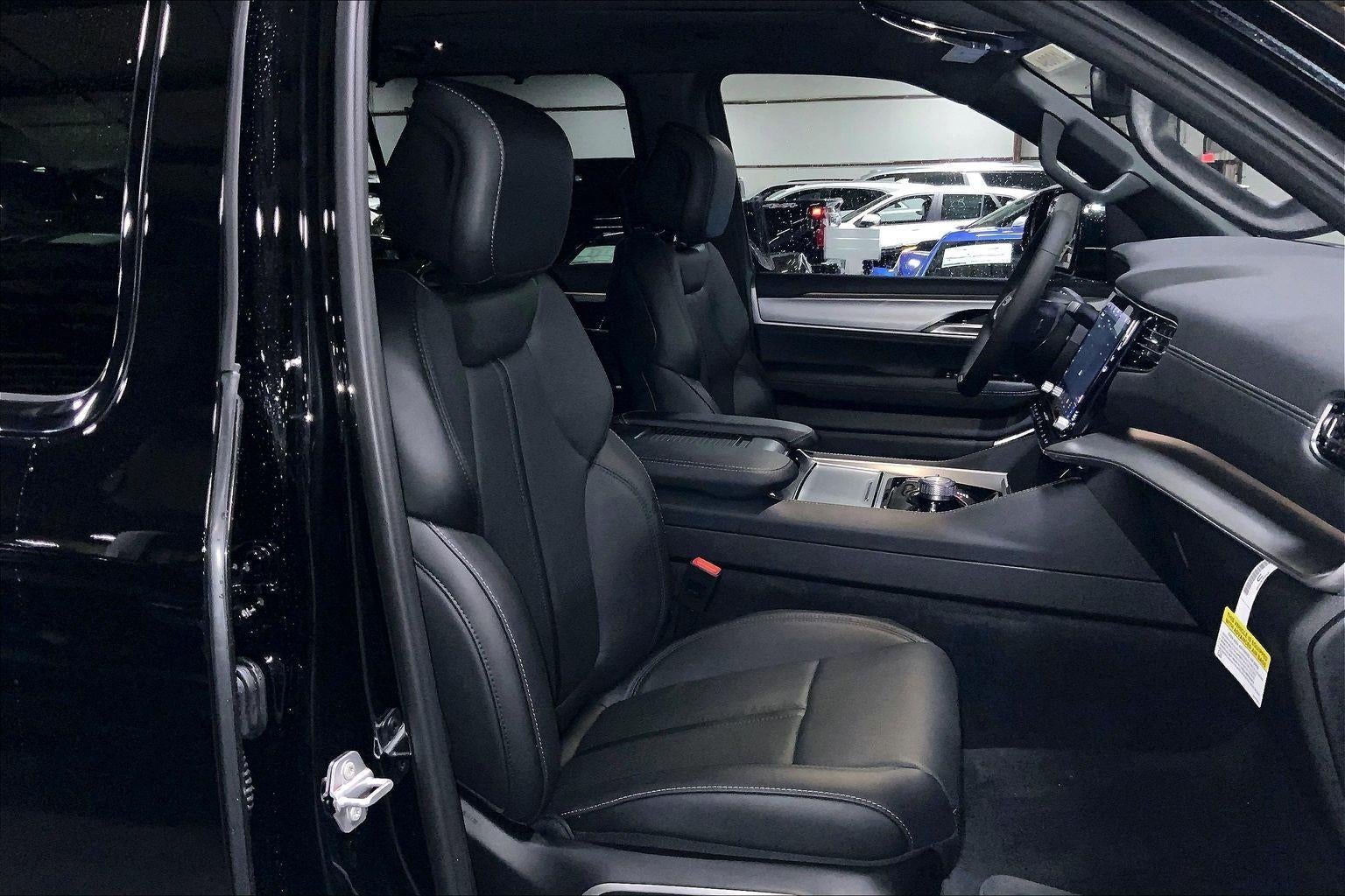 2025 Jeep Wagoneer WAGONEER L SUPER 4X4