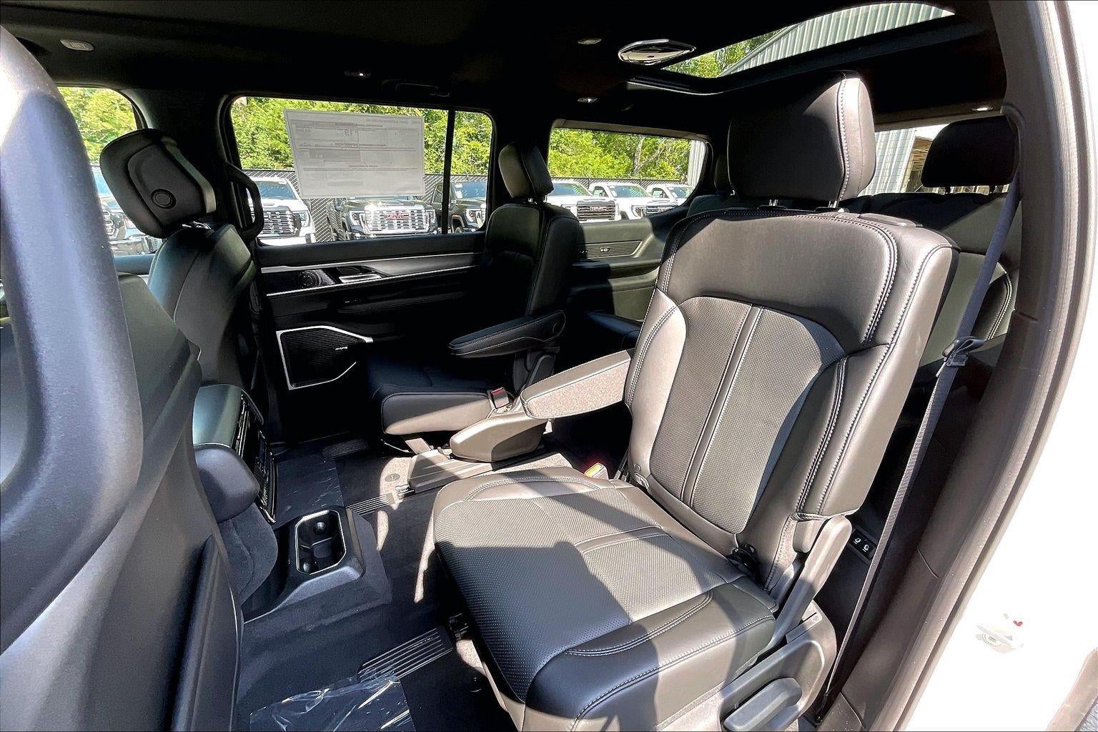 2026 Jeep Grand Wagoneer GRAND WAGONEER UPLAND 4X4
