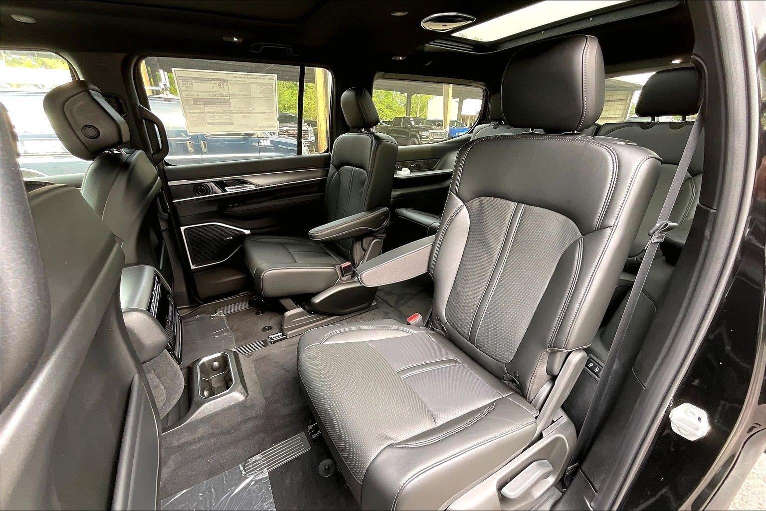 2026 Jeep Grand Wagoneer GRAND WAGONEER UPLAND 4X4