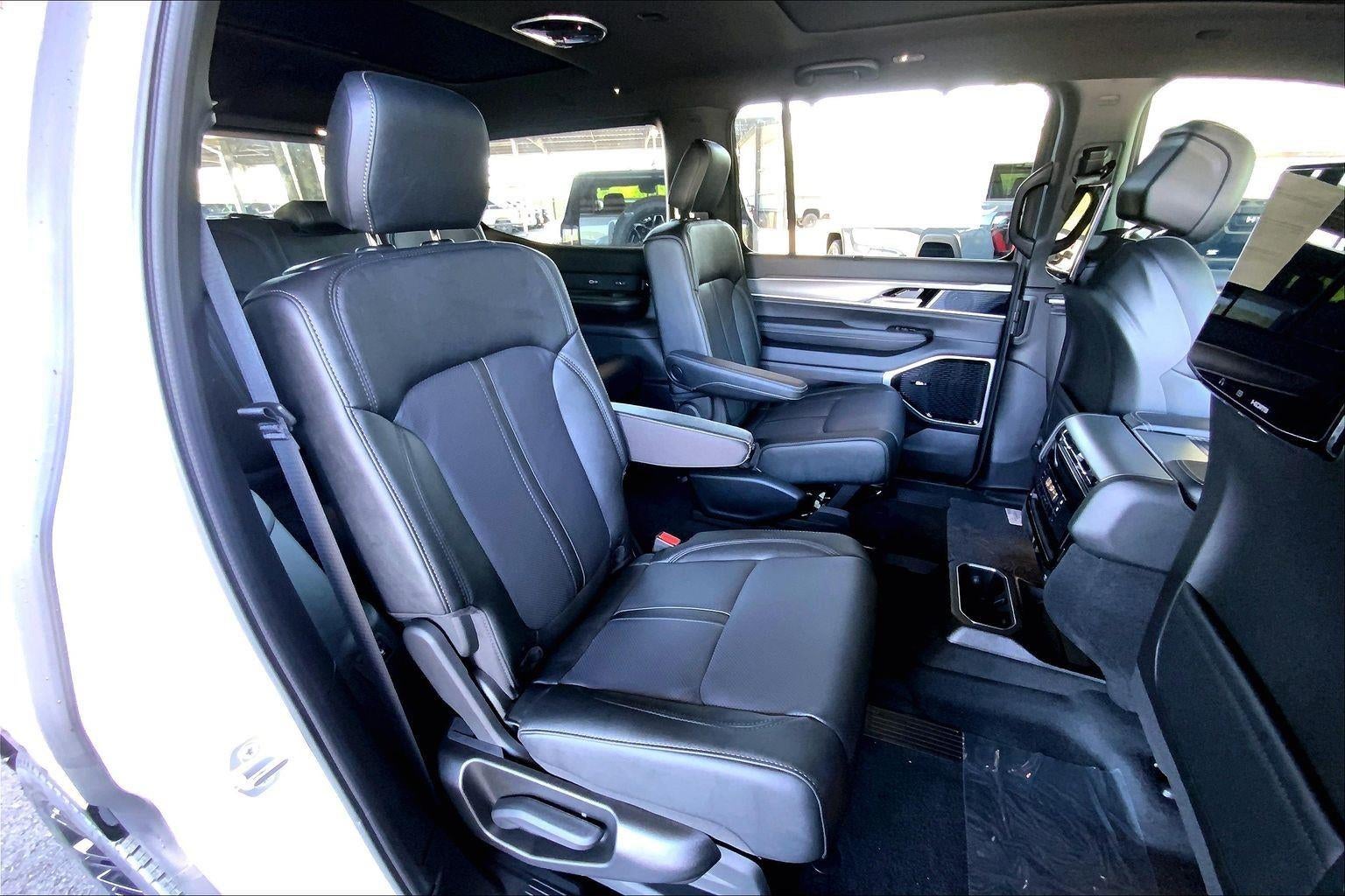 2026 Jeep Grand Wagoneer GRAND WAGONEER LIMITED RESERVE 4X4