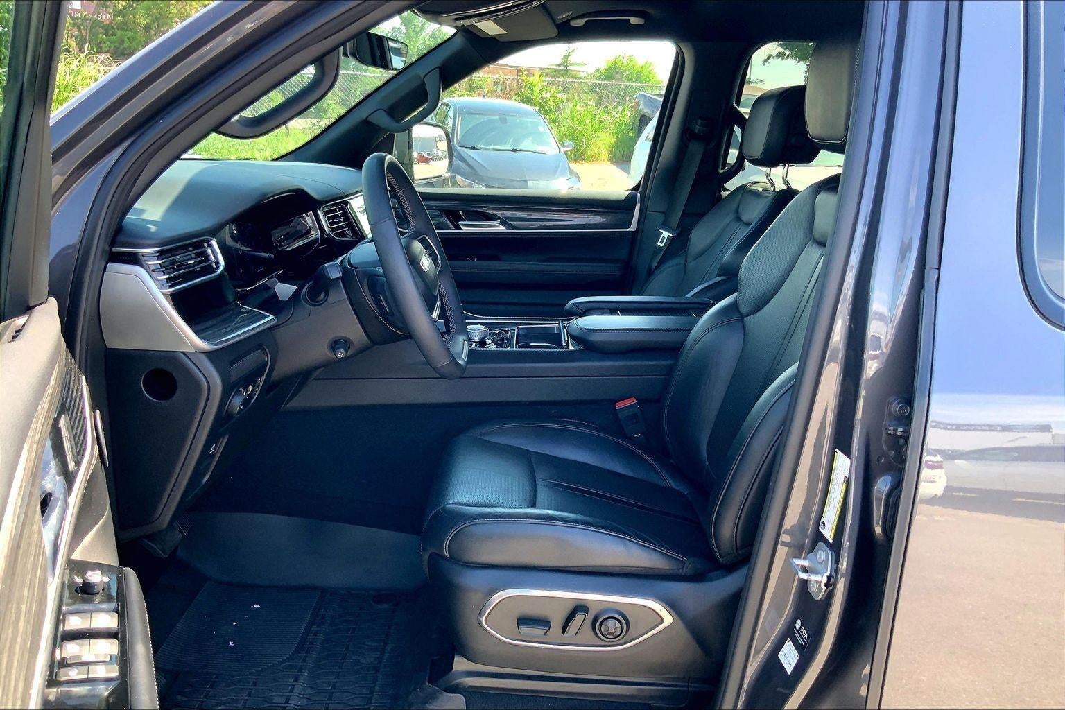 2022 Jeep Wagoneer Series III