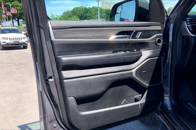 2022 Jeep Wagoneer Series III