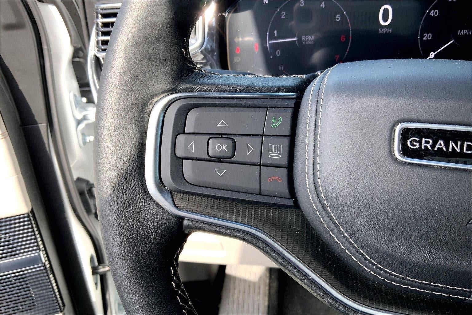 2026 Jeep Grand Wagoneer GRAND WAGONEER SUMMIT OBSIDIAN 4X4