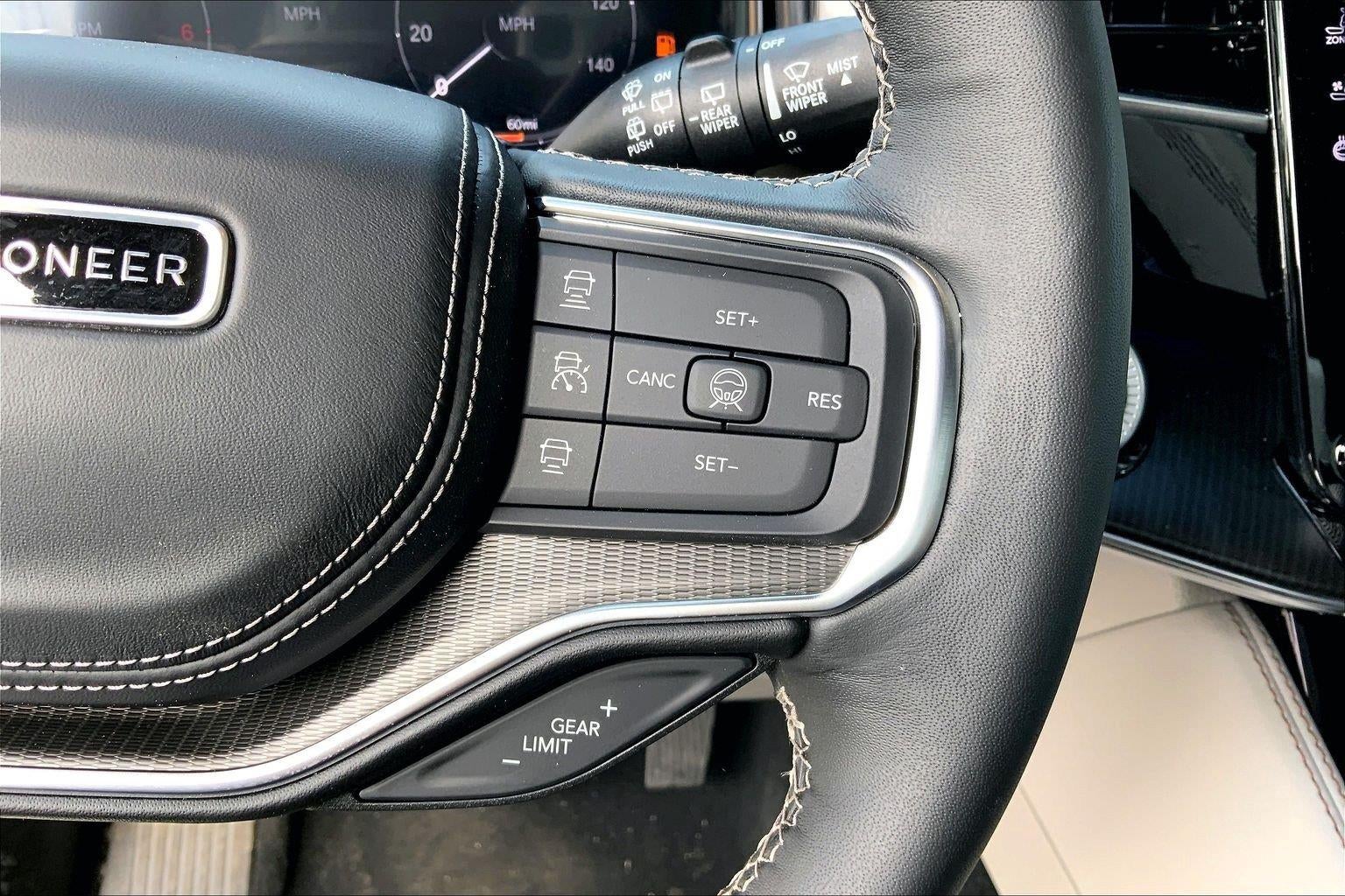 2026 Jeep Grand Wagoneer GRAND WAGONEER SUMMIT OBSIDIAN 4X4