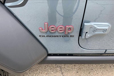 2026 Jeep Gladiator GLADIATOR SHADOW OPS 4X4