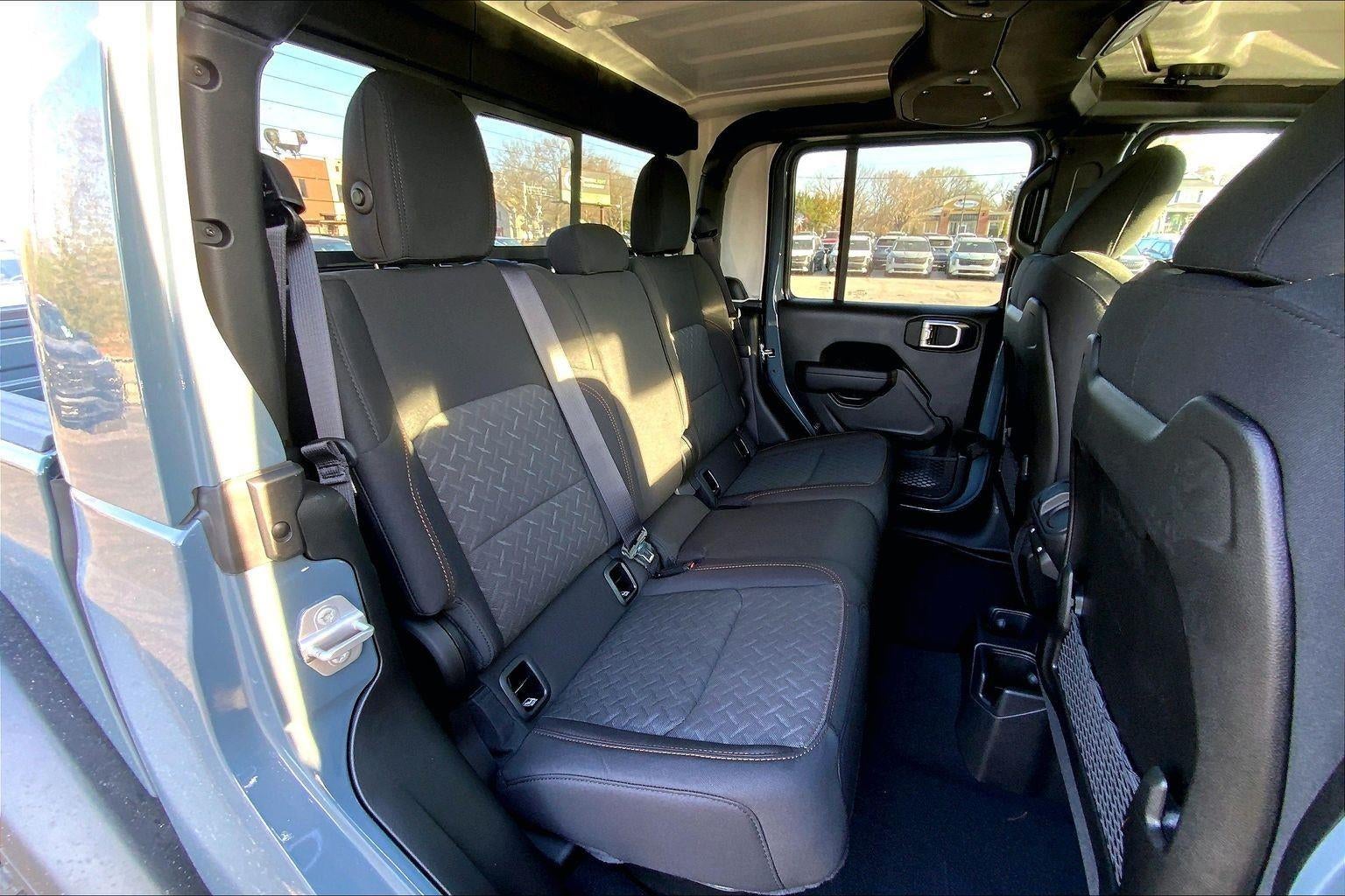 2026 Jeep Gladiator GLADIATOR MOJAVE 4X4