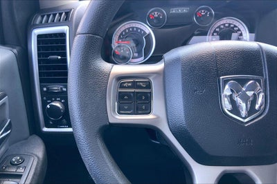 2022 RAM 1500 Classic SLT Crew Cab 4x4 6'4' Box