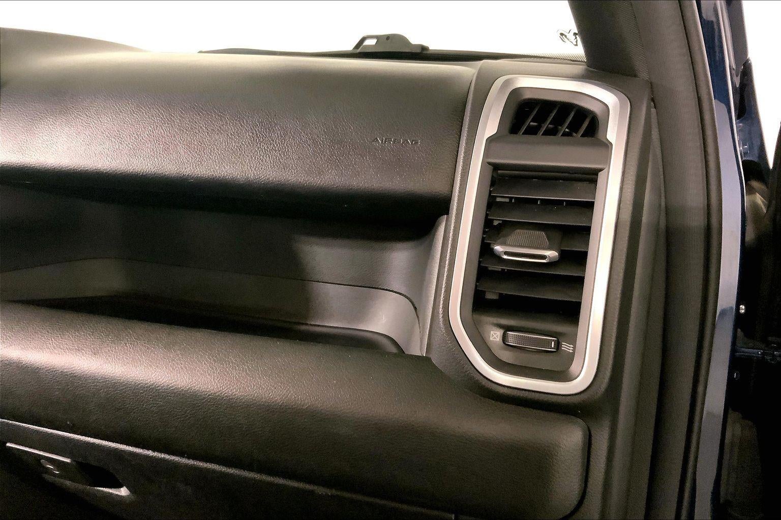 2022 RAM 1500 Big Horn Crew Cab 4x4 5'7' Box