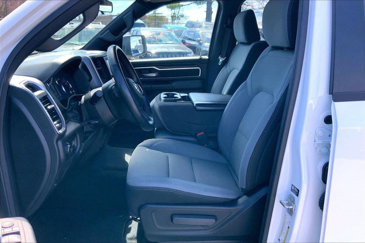 2024 RAM 1500 Big Horn Crew Cab 4x4 5'7' Box