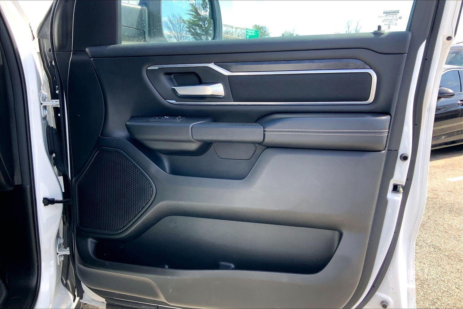 2024 RAM 1500 Big Horn Crew Cab 4x4 5'7' Box