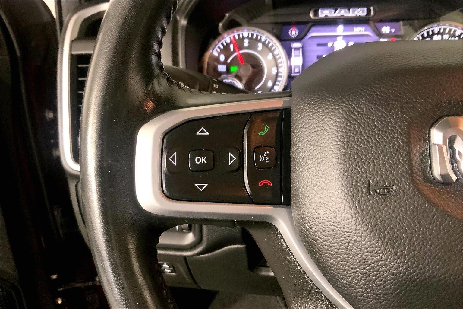 2022 RAM 1500 Big Horn Crew Cab 4x4 5'7' Box