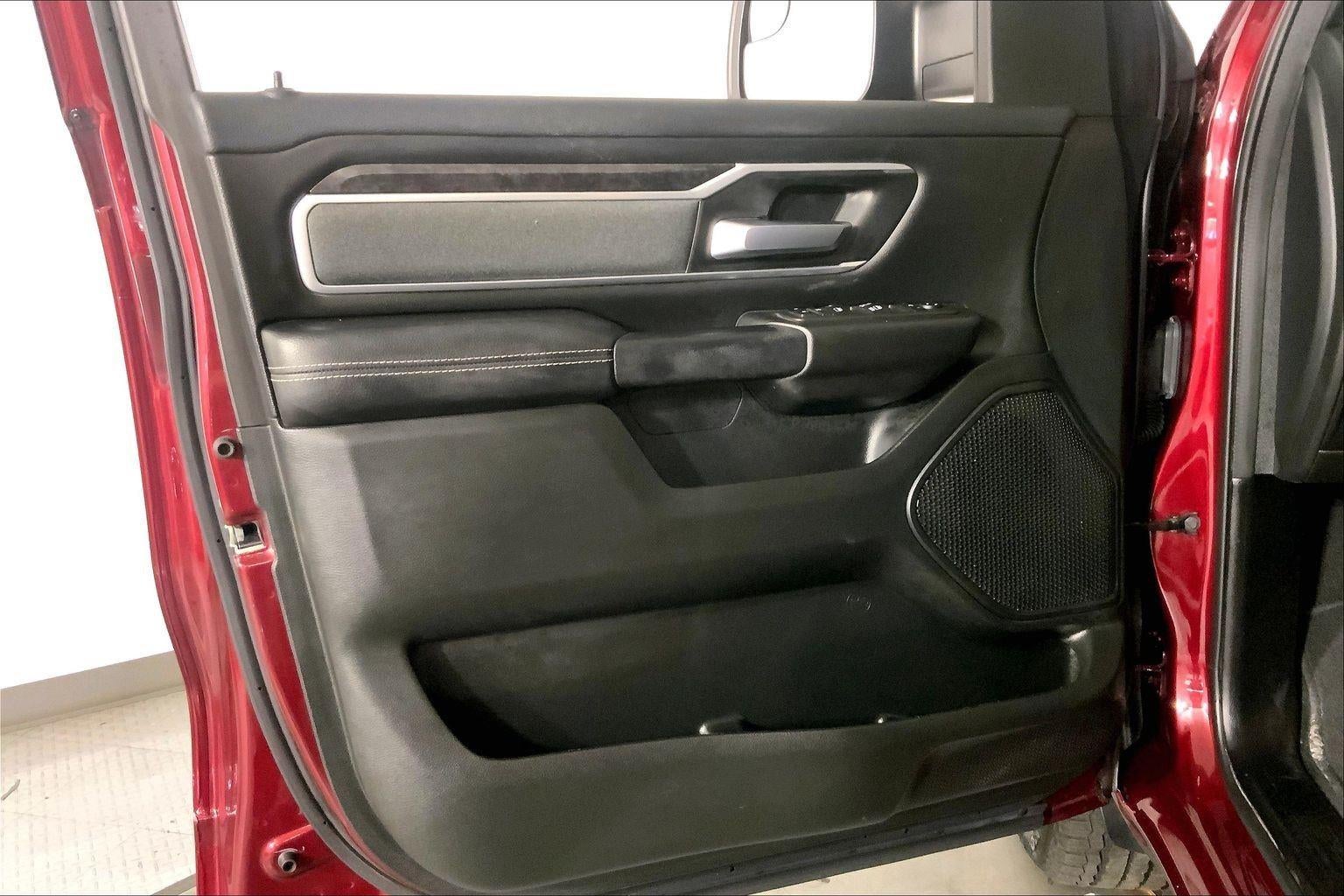 2022 RAM 1500 Big Horn Crew Cab 4x4 5'7' Box