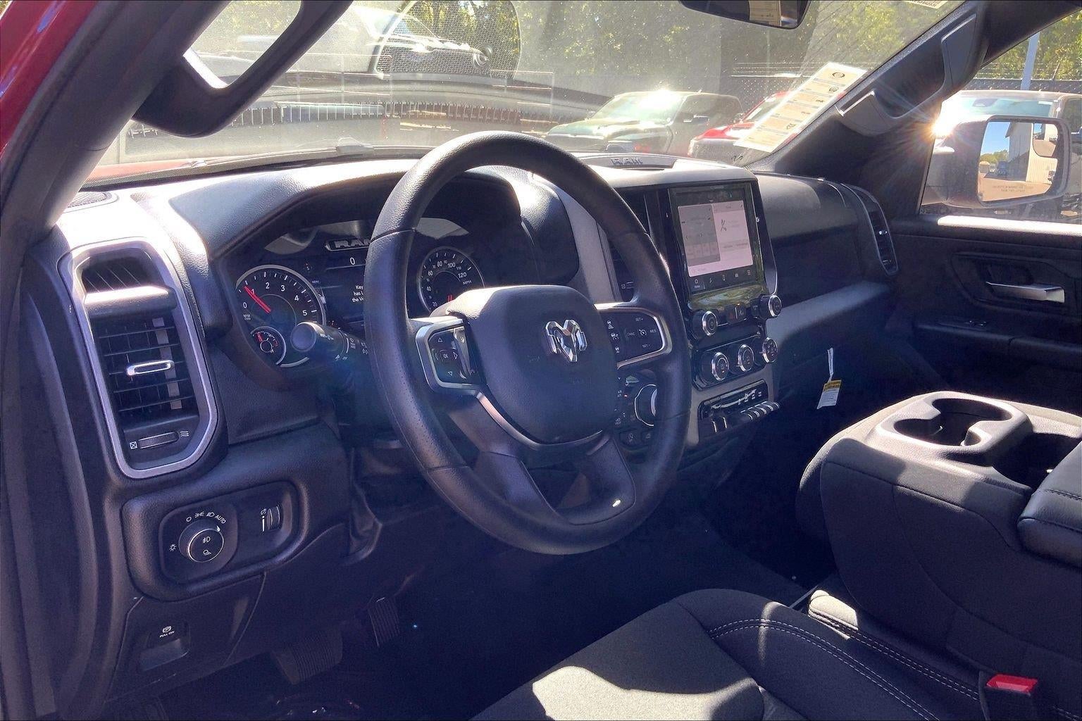 2026 RAM 1500 RAM 1500 WARLOCK CREW CAB 4X4 5'7' BOX