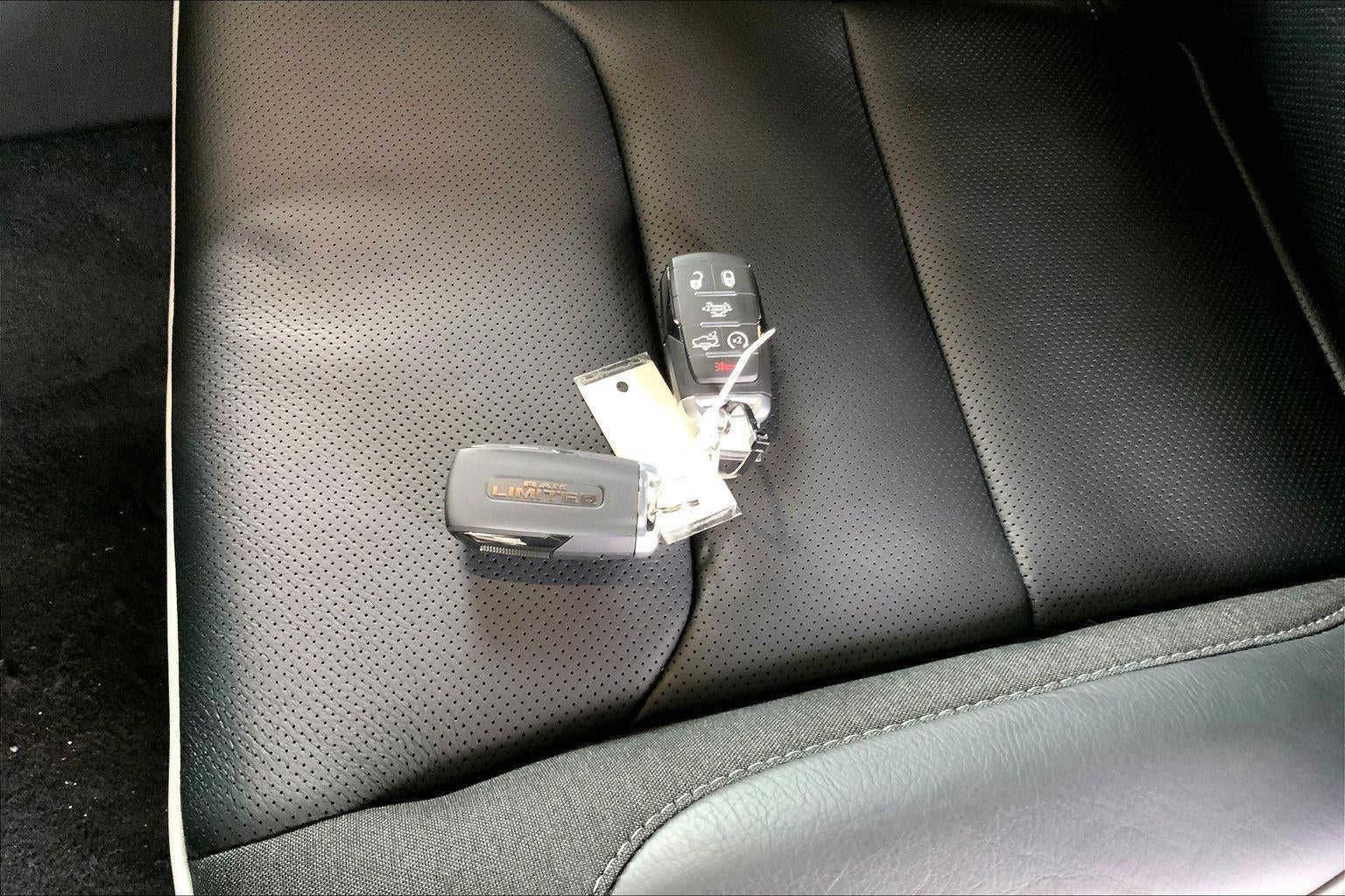 2026 RAM Ram 1500 RAM 1500 LIMITED CREW CAB 4X4 5'7' BOX