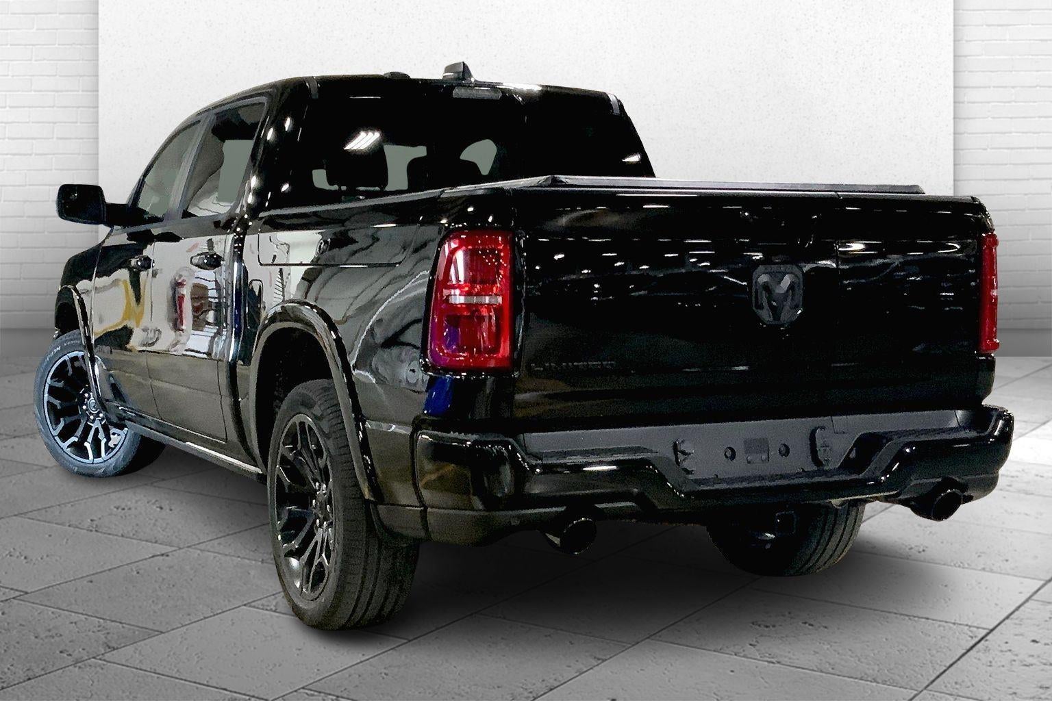 2026 RAM Ram 1500 RAM 1500 LIMITED CREW CAB 4X4 5'7' BOX