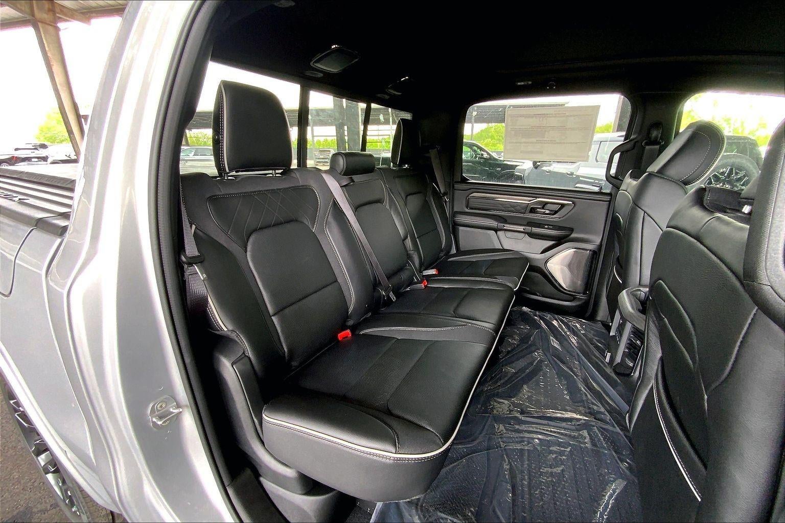2026 RAM Ram 1500 RAM 1500 LIMITED CREW CAB 4X4 5'7' BOX