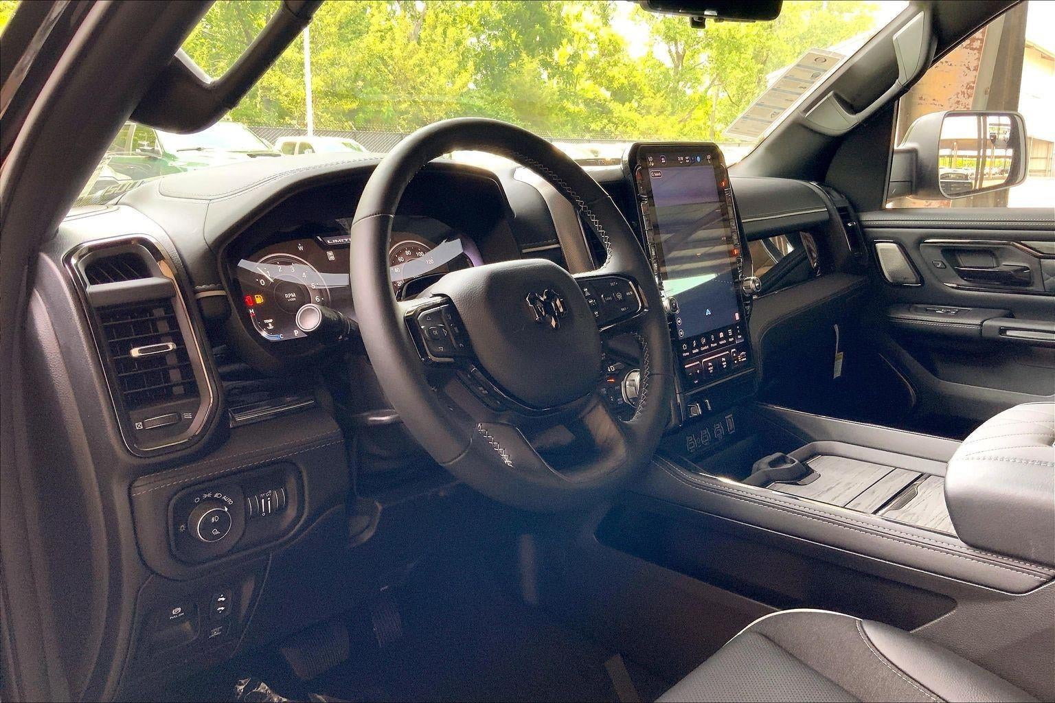 2026 RAM Ram 1500 RAM 1500 LIMITED CREW CAB 4X4 5'7' BOX
