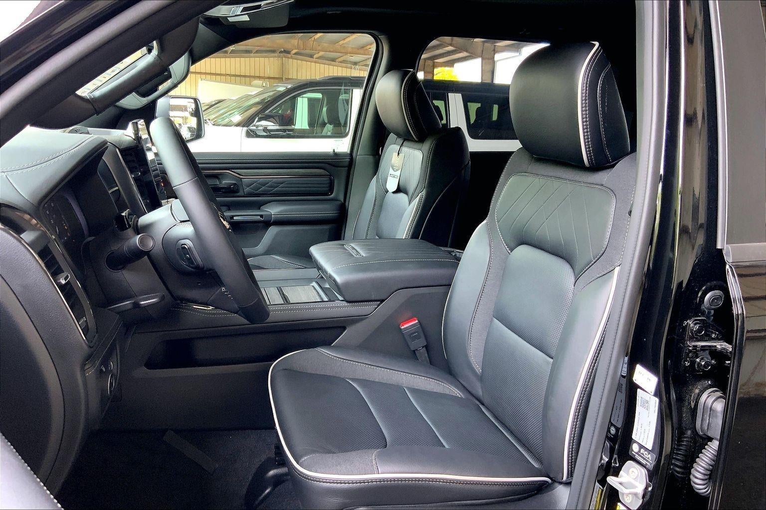2026 RAM Ram 1500 RAM 1500 LIMITED CREW CAB 4X4 5'7' BOX