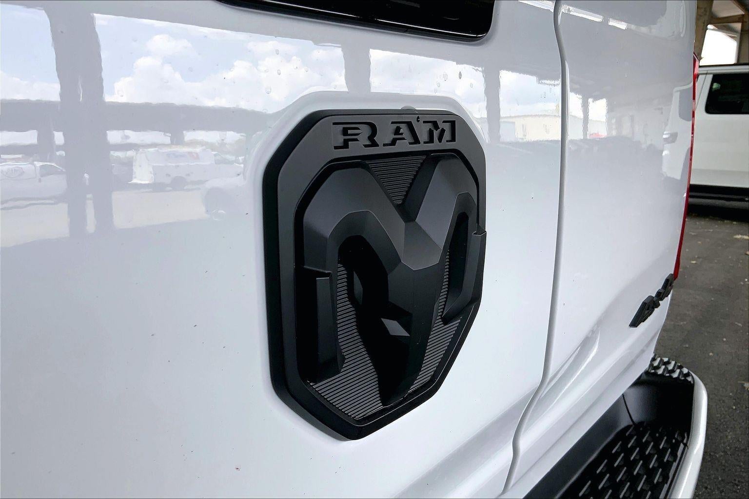 2026 RAM Ram 1500 RAM 1500 LIMITED CREW CAB 4X4 5'7' BOX