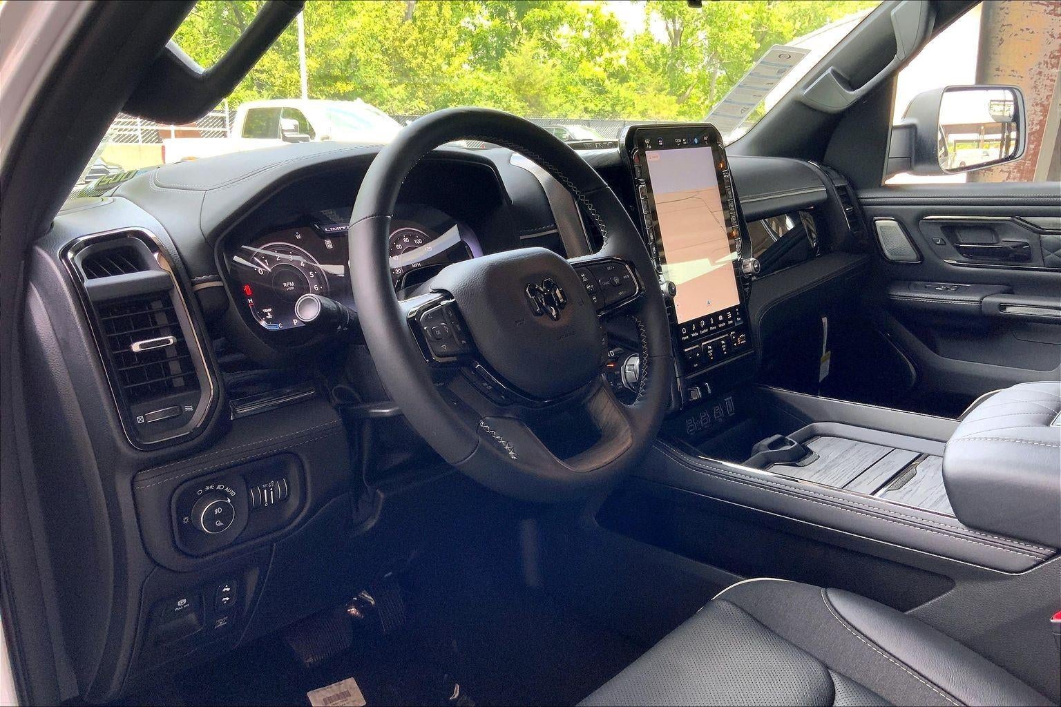 2026 RAM Ram 1500 RAM 1500 LIMITED CREW CAB 4X4 5'7' BOX