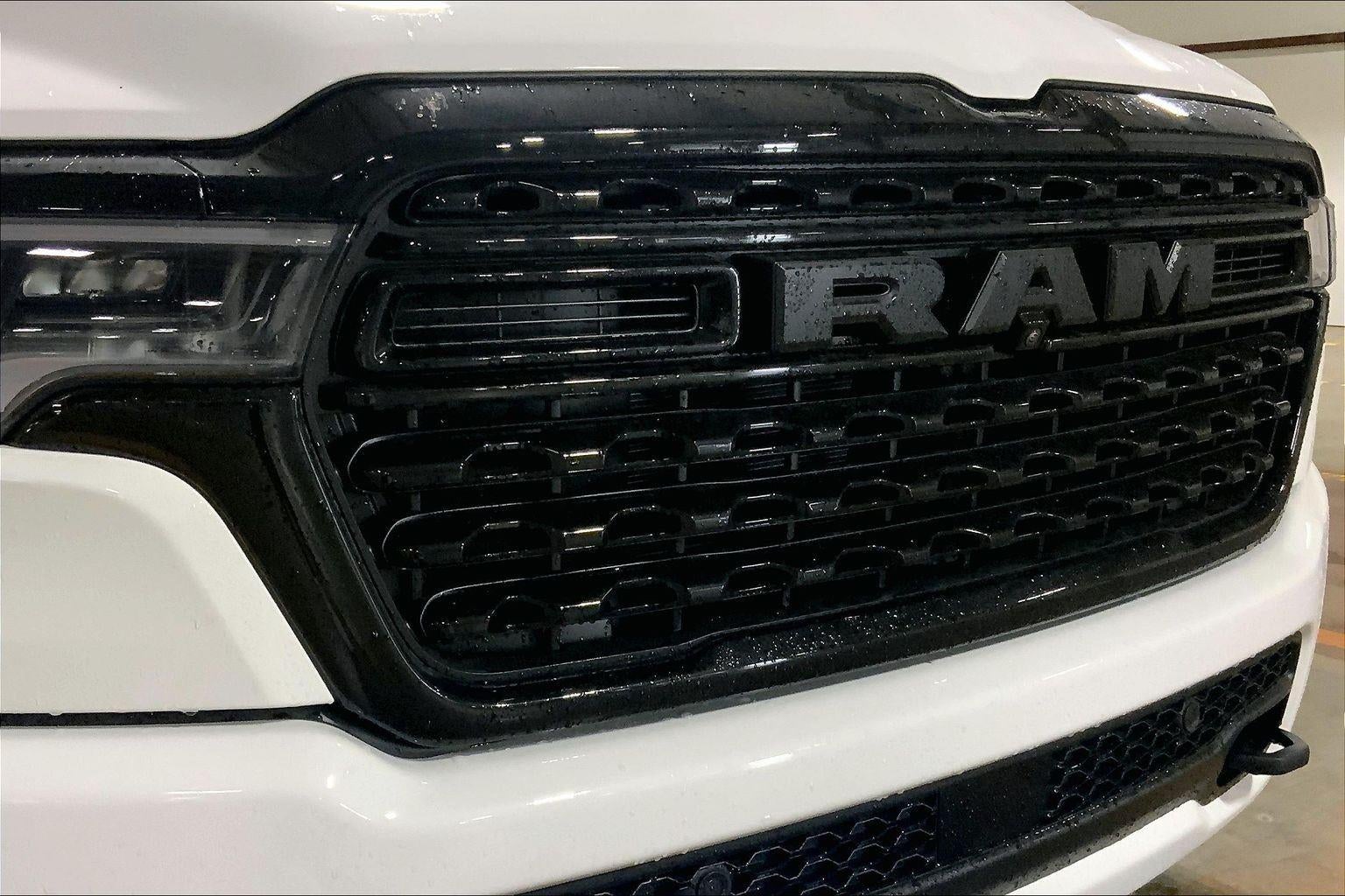 2026 RAM Ram 1500 RAM 1500 LIMITED CREW CAB 4X4 5'7' BOX