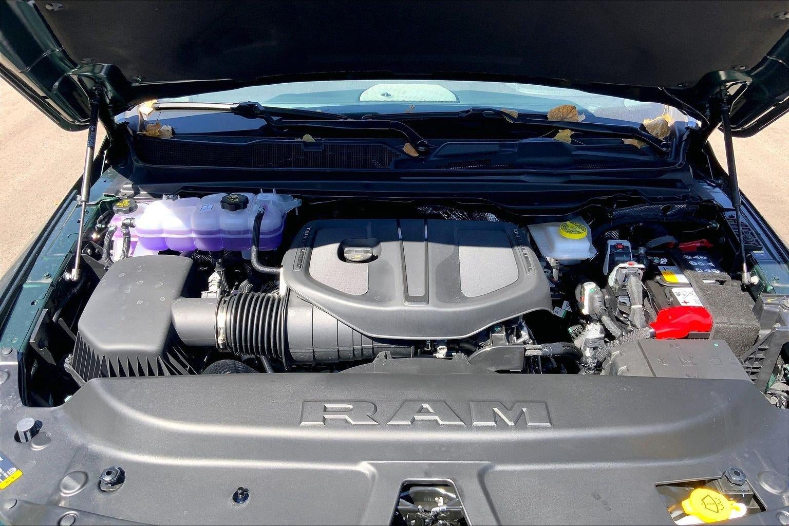 2027 RAM 1500 RAM 1500 LARAMIE CREW CAB 4X4 5'7' BOX