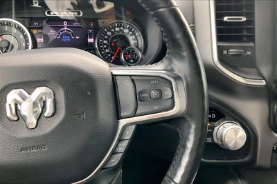 2020 RAM 1500 Laramie Crew Cab 4x4 5'7' Box