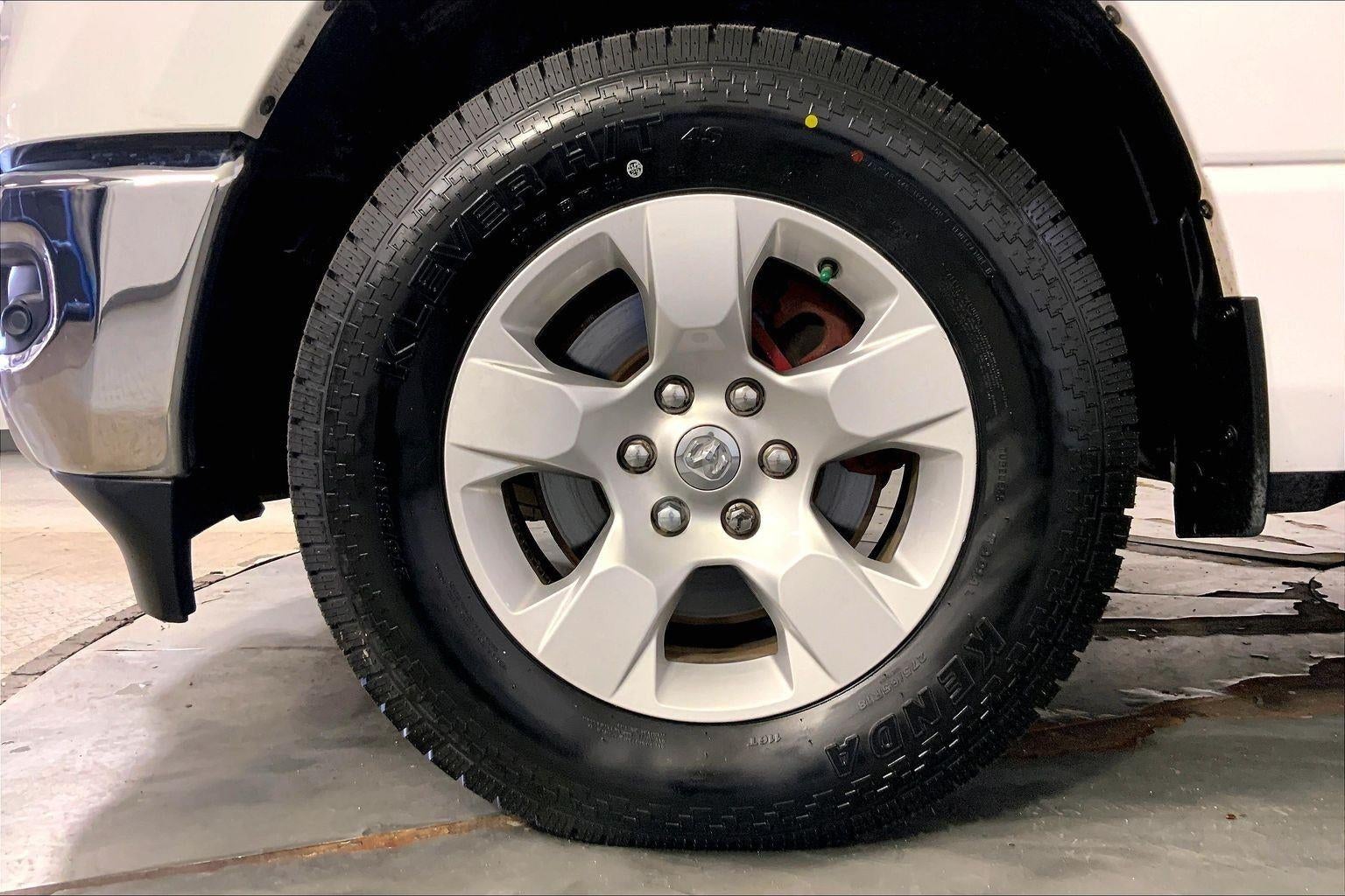 2023 RAM 1500 Big Horn Crew Cab 4x4 6'4' Box