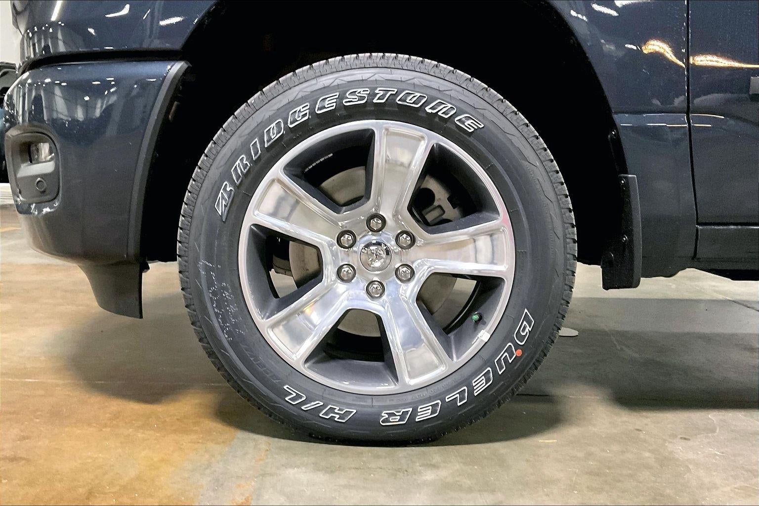 2026 RAM 1500 RAM 1500 EXPRESS CREW CAB 4X4 6'4' BOX