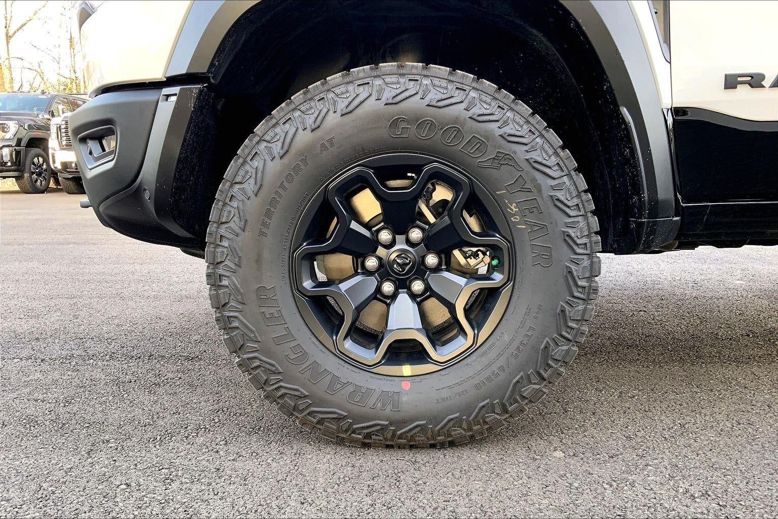 2026 RAM Ram 1500 RAM 1500 RHO CREW CAB 4X4 5'7' BOX