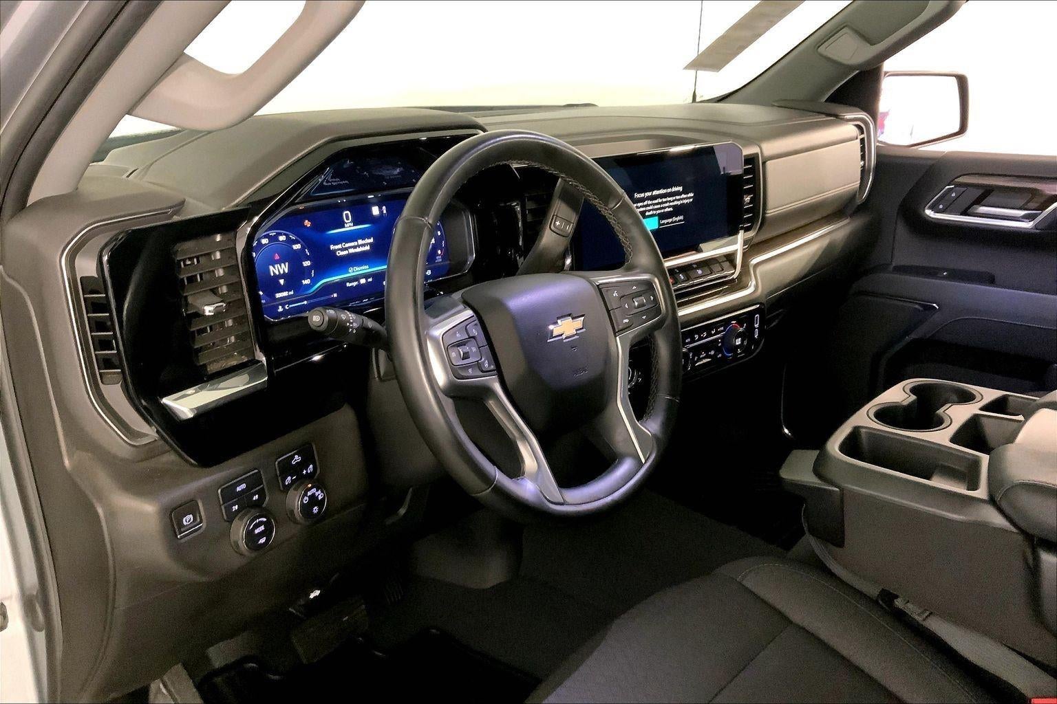 2023 Chevrolet Silverado 1500 4WD Crew Cab Short Bed LT with 2FL
