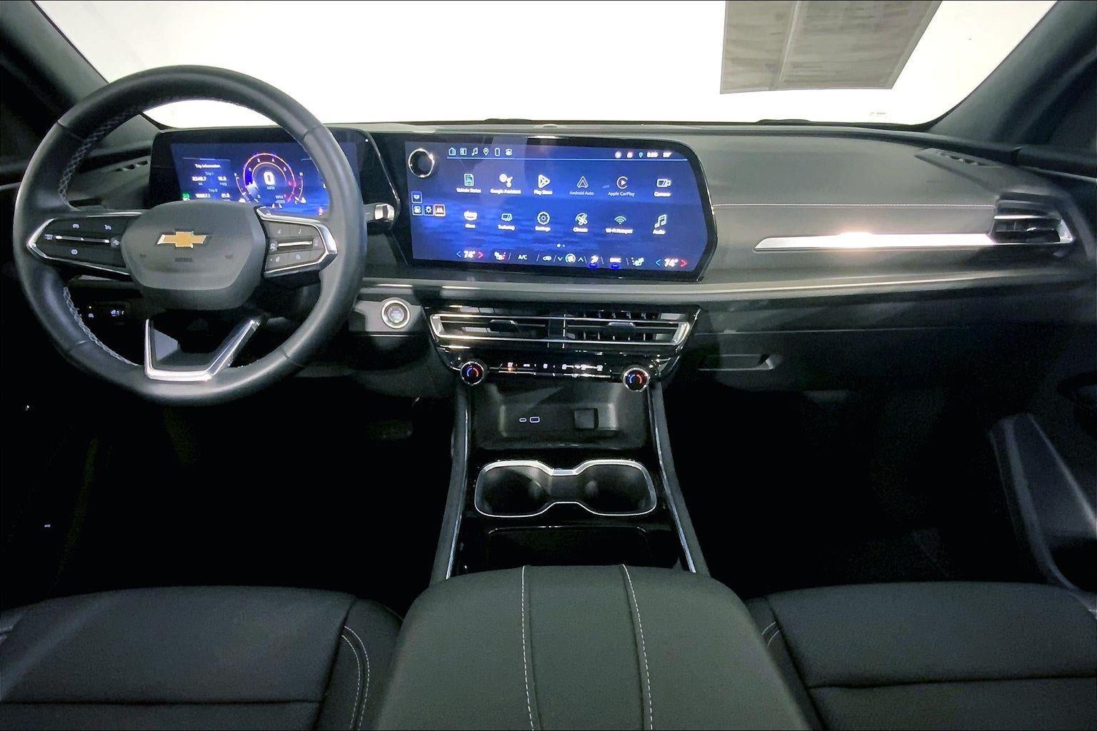 2025 Chevrolet Traverse FWD LT