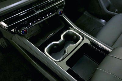 2025 Chevrolet Traverse FWD LT