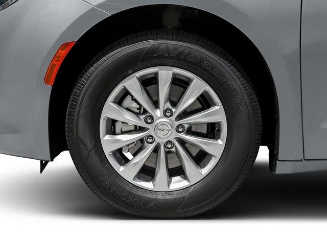 2017 Chrysler Pacifica Touring Plus