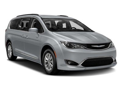 2017 Chrysler Pacifica Touring Plus