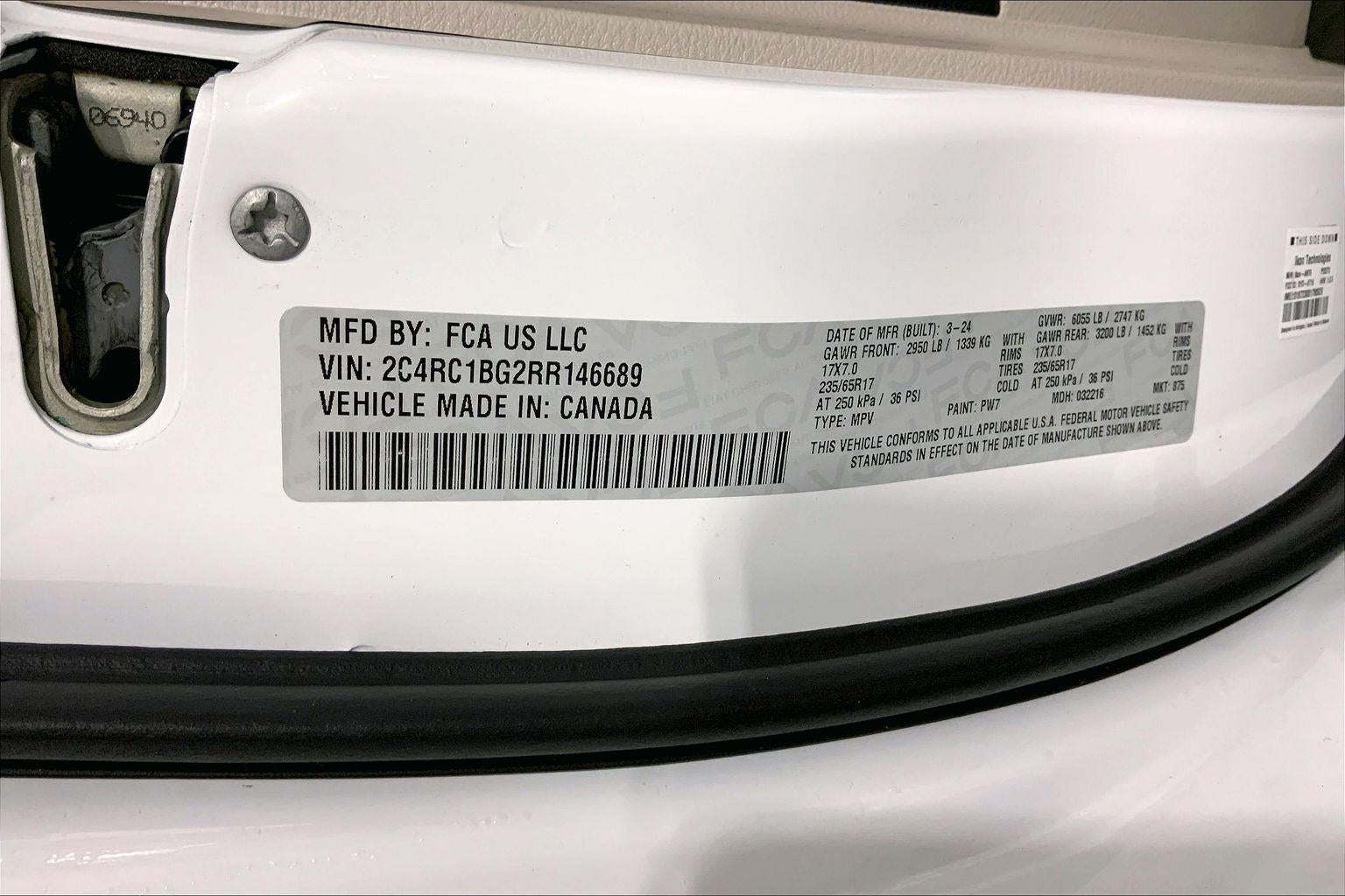 2024 Chrysler Pacifica Touring L