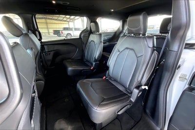2027 Chrysler Pacifica PACIFICA SELECT