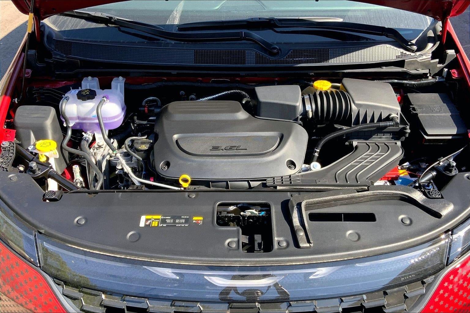 2027 Chrysler Pacifica PACIFICA SELECT