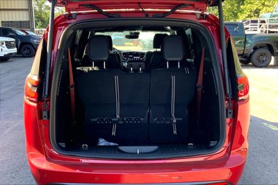 2027 Chrysler Pacifica PACIFICA SELECT