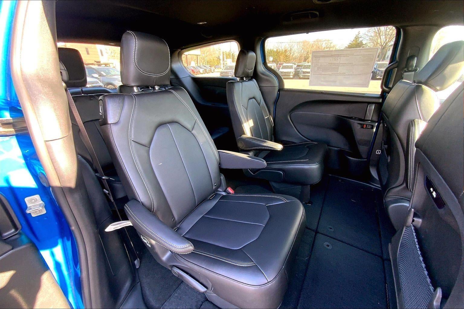 2026 Chrysler Pacifica PACIFICA SELECT