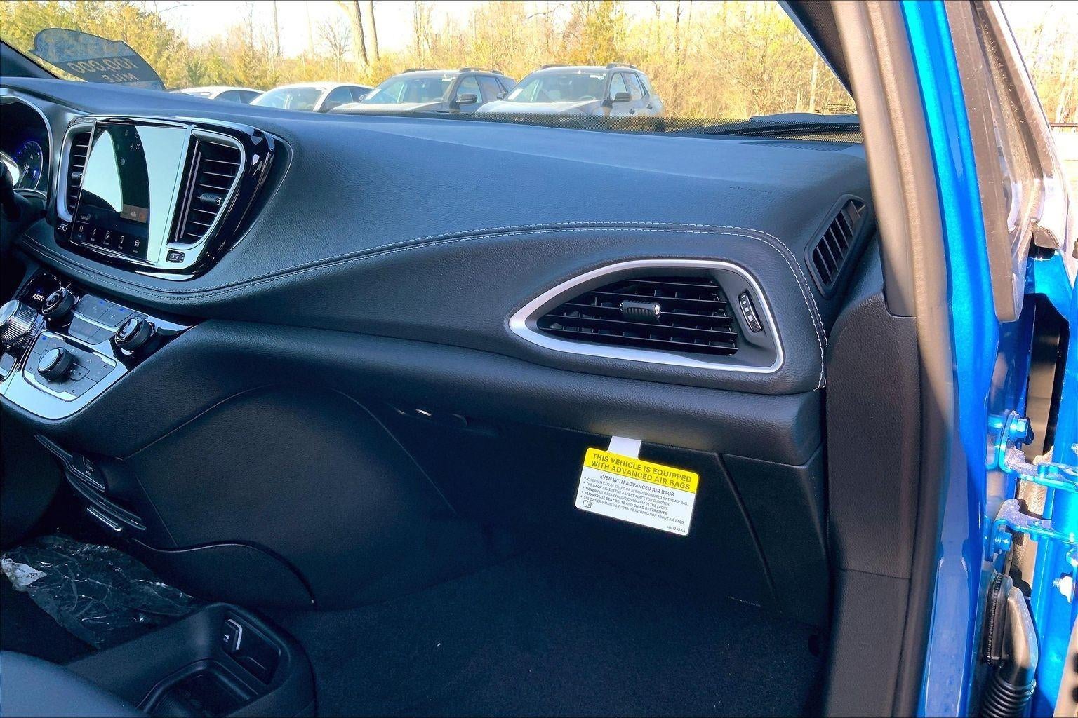 2026 Chrysler Pacifica PACIFICA SELECT