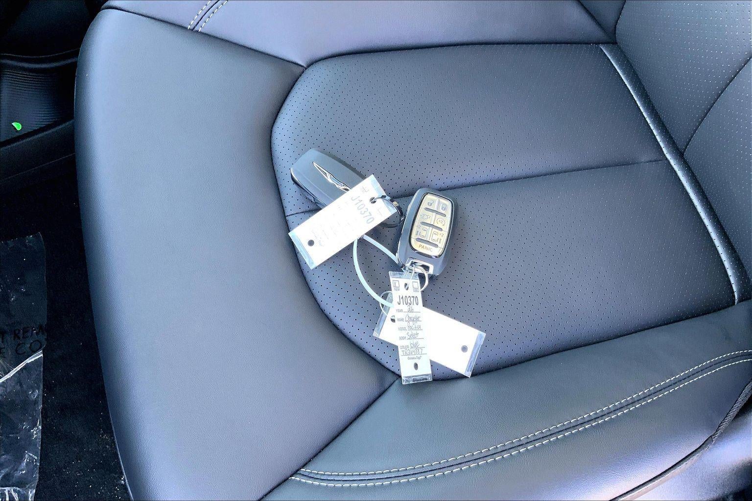 2026 Chrysler Pacifica PACIFICA SELECT