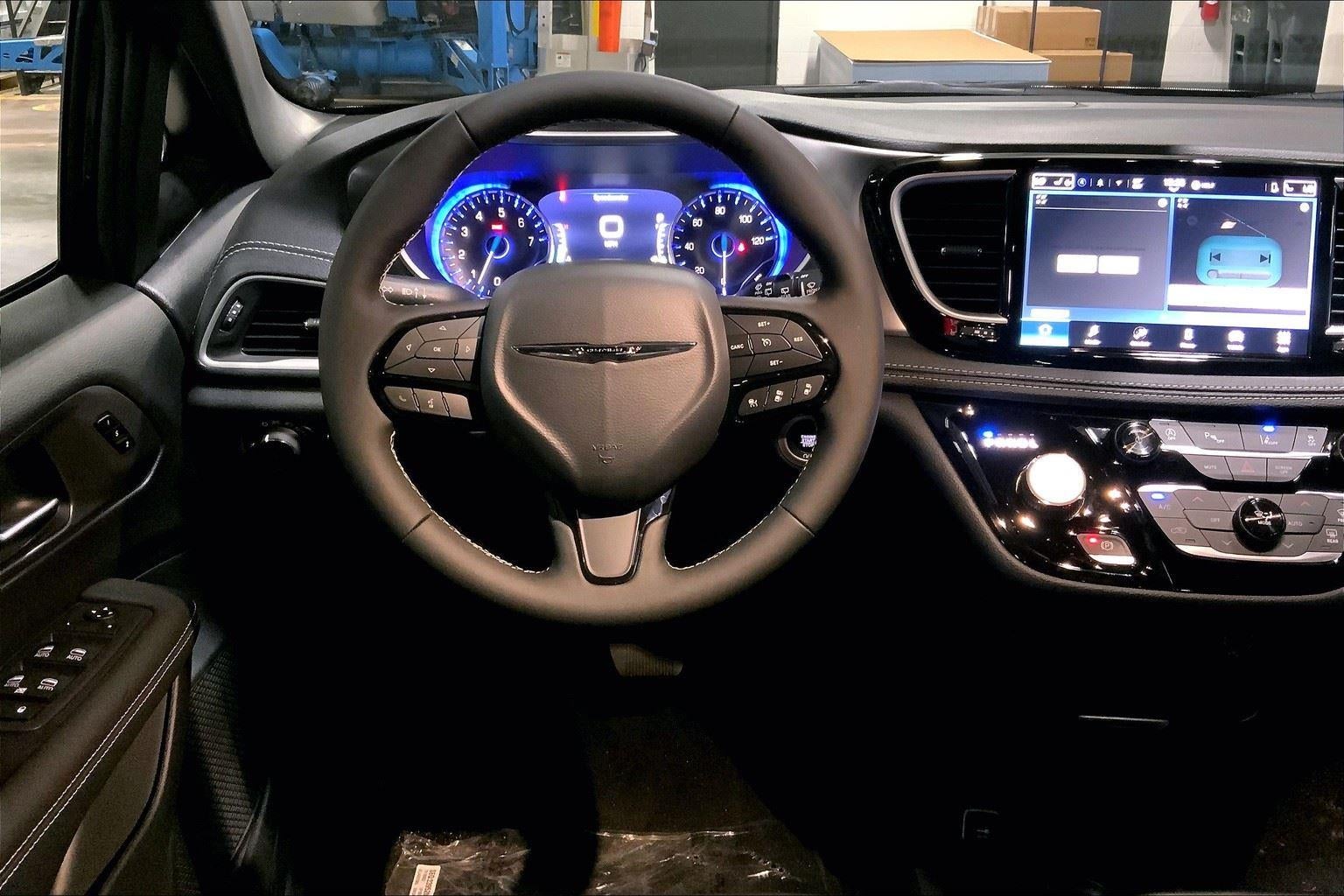 2026 Chrysler Pacifica PACIFICA SELECT