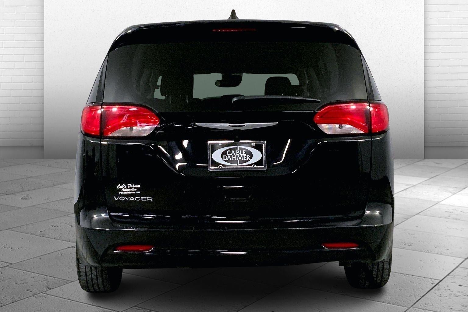 2024 Chrysler Voyager LX