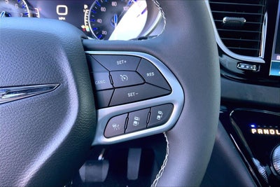 2026 Chrysler Voyager VOYAGER LX