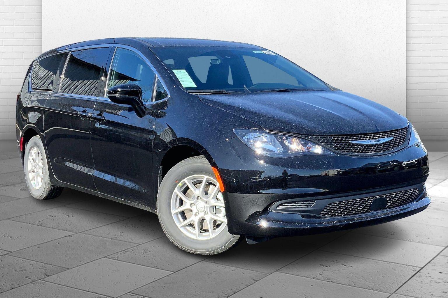 2026 Chrysler Voyager VOYAGER LX