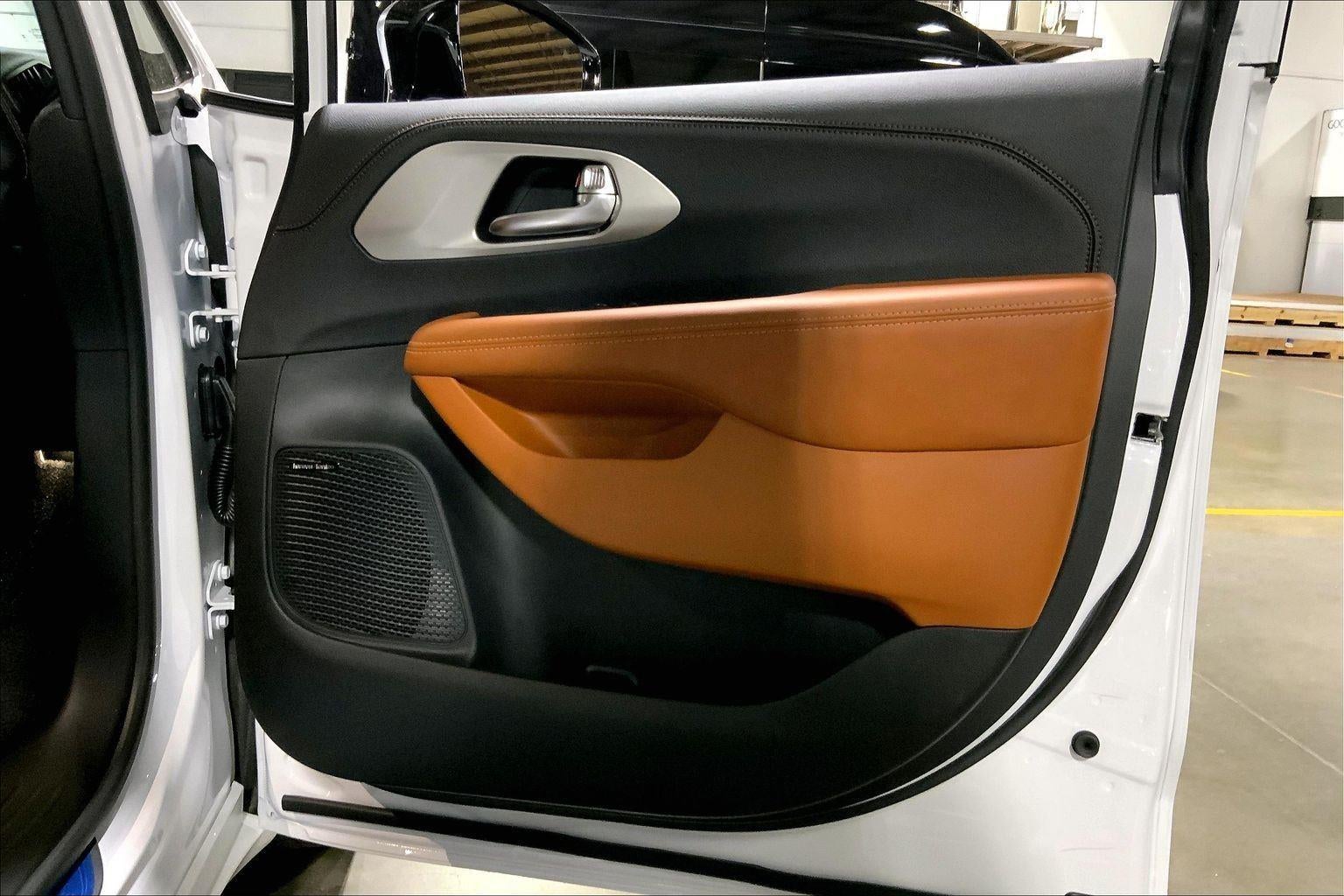 2026 Chrysler Pacifica PACIFICA PINNACLE AWD