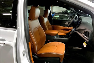 2026 Chrysler Pacifica PACIFICA PINNACLE AWD