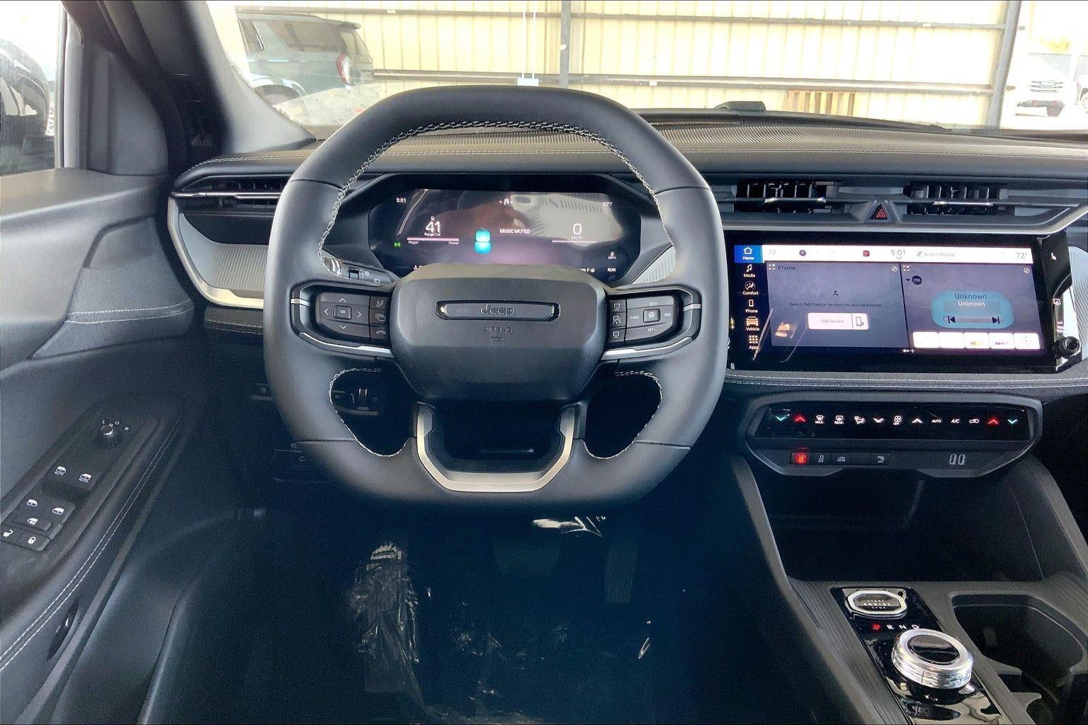 2026 Jeep Cherokee CHEROKEE LAREDO 4X4